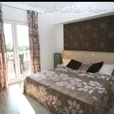 Villa Dubrovnik Makarska Bagian luar foto